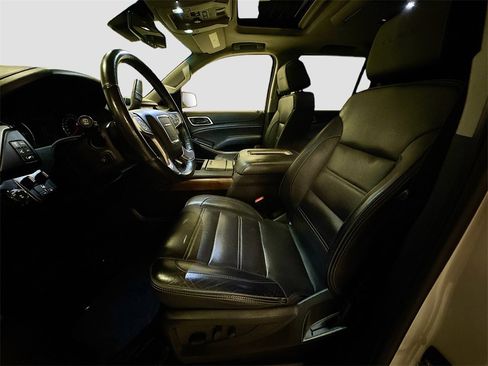 Used 2020 GMC Yukon Denali w/ Denali Ultimate Package image 25