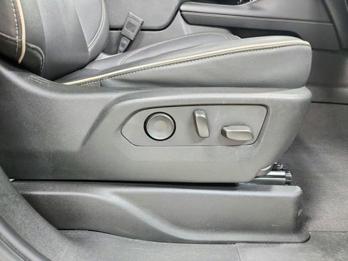 Used 2024 Chevrolet Tahoe Premier image 44