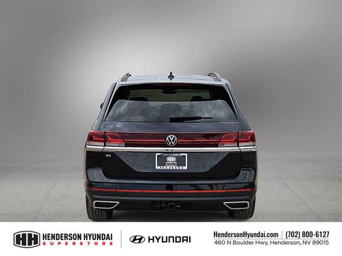 Used 2024 Volkswagen Atlas SE FWD image 7