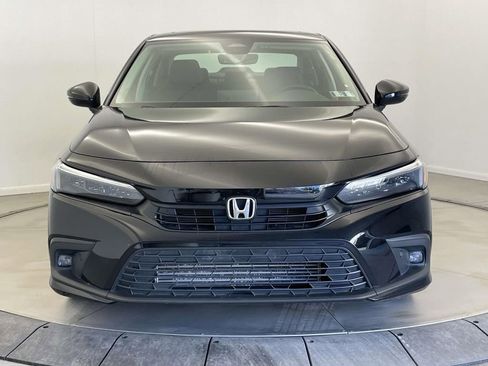 Used 2023 Honda Civic Touring image 10