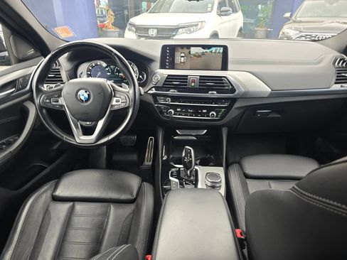 Used 2019 BMW X4 xDrive30i w/ M Sport Package AWD/4WD image 18