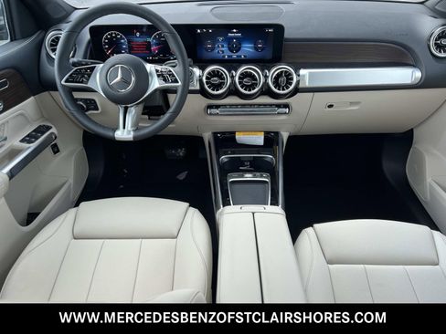 New 2026 Mercedes-Benz GLB 250 GLB 250 image 13