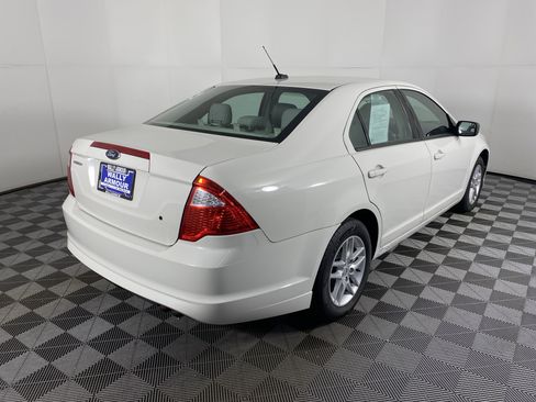 Used 2012 Ford Fusion S image 3