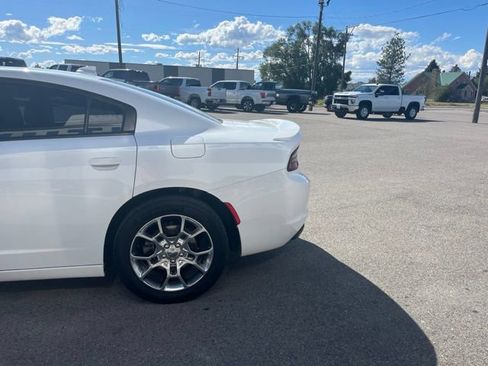 Used 2015 Dodge Charger SXT w/ AWD Plus Group image 6