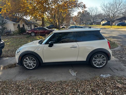 Used 2016 MINI Cooper S FWD image 6
