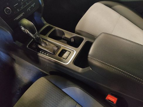 Used 2018 Ford Escape SE image 26