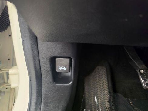 Used 2019 Honda Civic Type R image 16