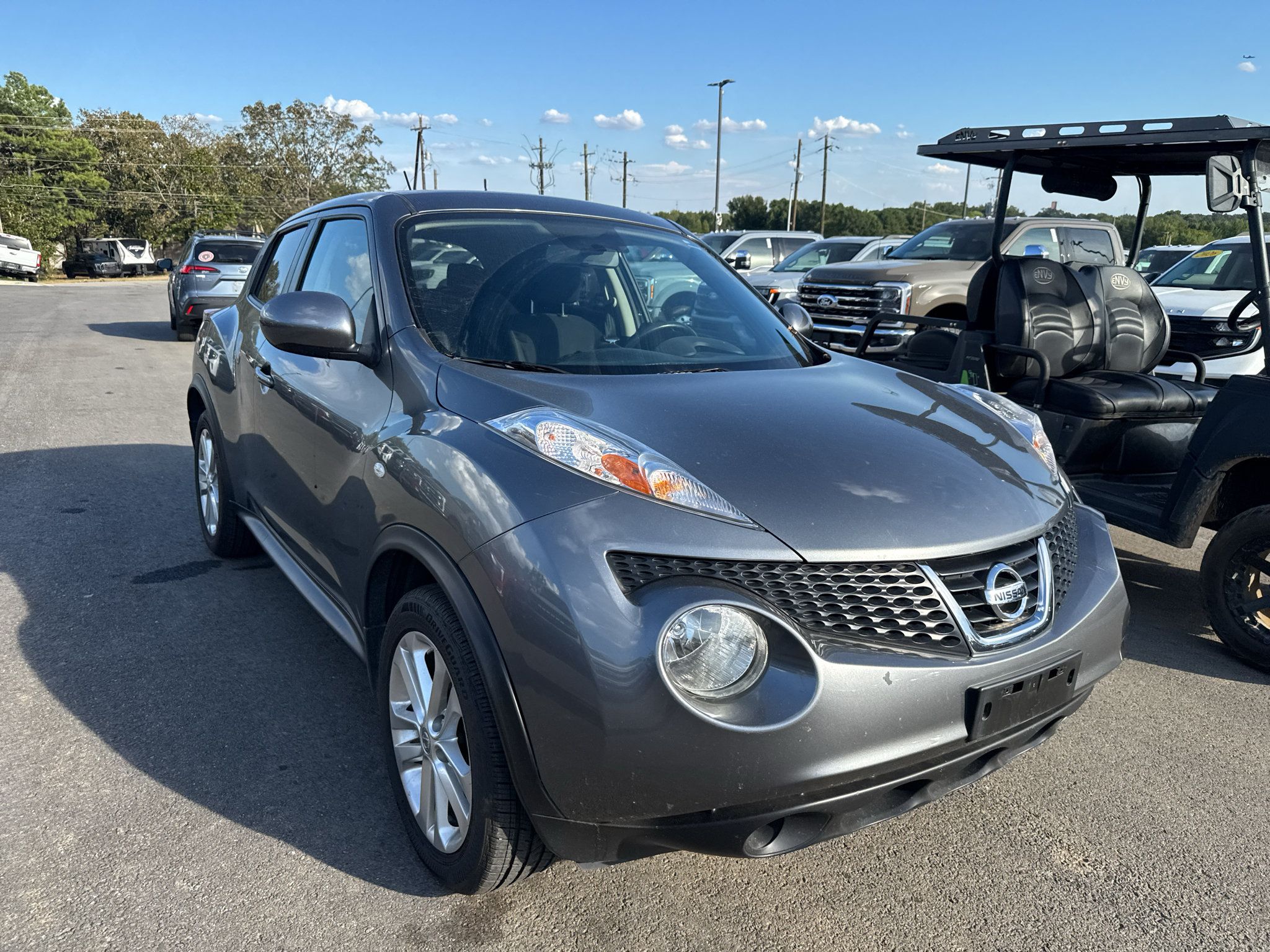 Used 2012 Nissan Juke SV FWD image 3