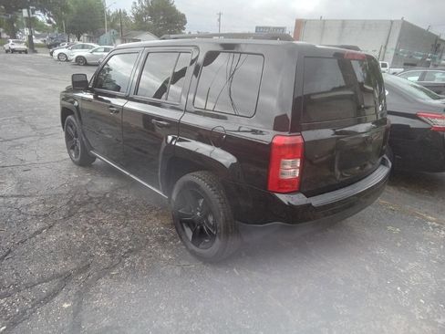 Used 2014 Jeep Patriot Sport w/ Power Value Group FWD image 10