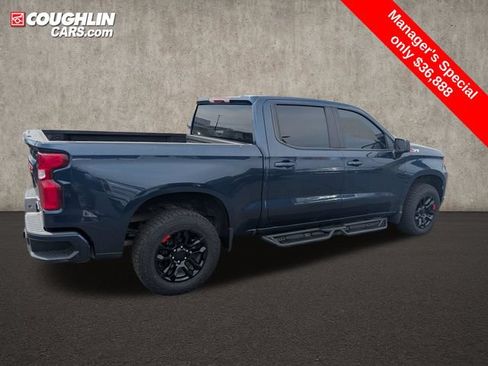 Used 2023 Chevrolet Silverado 1500 RST AWD/4WD image 9