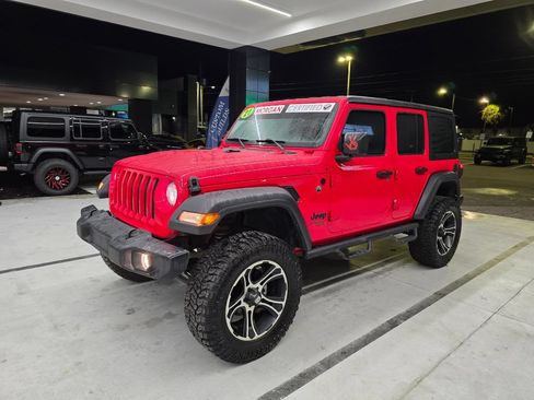 Used 2021 Jeep Wrangler Unlimited Sport AWD/4WD image 2