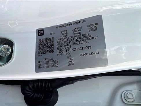 New 2026 Chevrolet Colorado ZR2 w/ Technology Package image 12