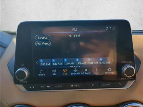 New 2025 Nissan Sentra SV w/ SV Premium Package FWD image 11