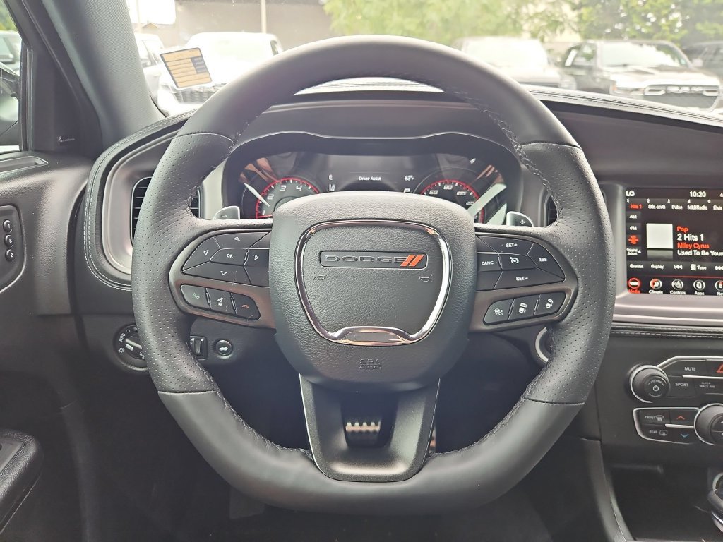 Used 2023 Dodge Charger R/T w/ Plus Group RWD image 20