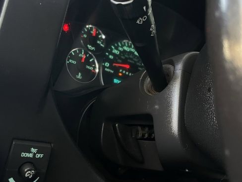 Used 2017 Chevrolet Express 3500 LT w/ LT Preferred Equipment Group image 19