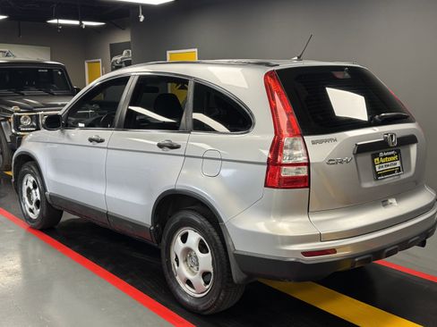 Used 2011 Honda CR-V LX image 4