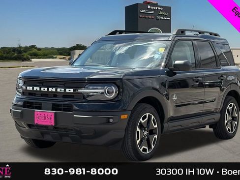 Used 2024 Ford Bronco Sport Outer Banks w/ Tech Package AWD/4WD image 8