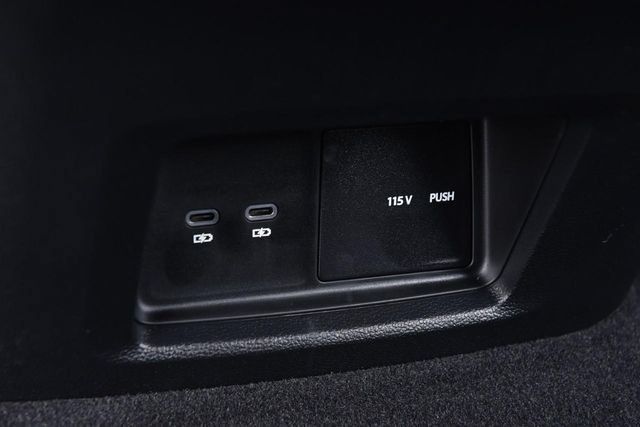 New 2026 Volkswagen Atlas Cross Sport SE AWD/4WD image 24