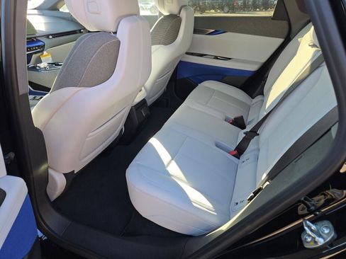 New 2026 Cadillac Optiq Luxury 1 image 18