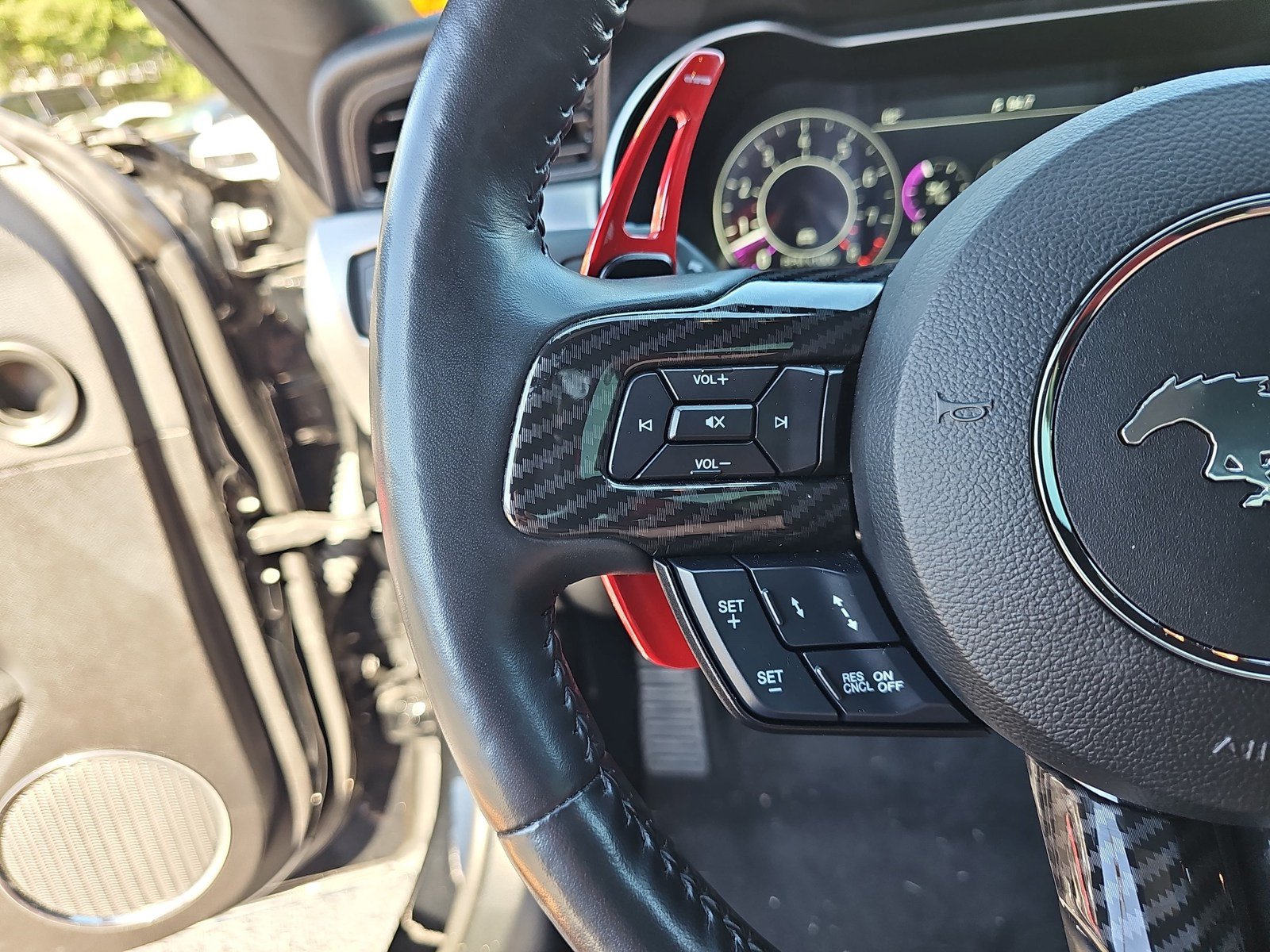 Used 2022 Ford Mustang GT Premium w/ Equipment Group 401A RWD image 16