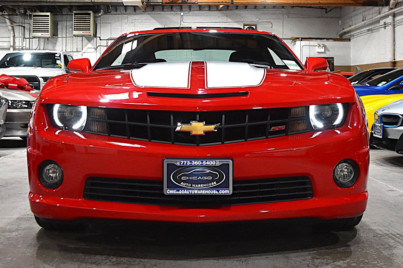 Used 2010 Chevrolet Camaro SS w/ RS Package RWD image 2