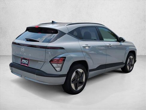 Certified 2024 Hyundai Kona SEL FWD image 5