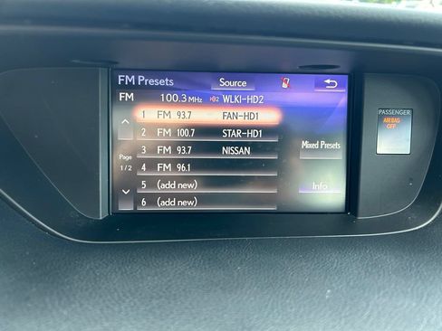 Used 2018 Lexus ES 350 w/ Luxury Package w/Wood Trim FWD image 19