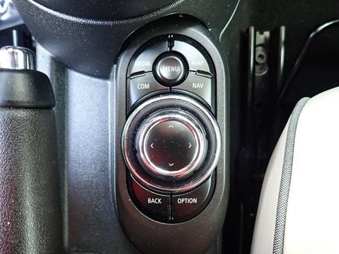 Used 2023 MINI Cooper S FWD image 24