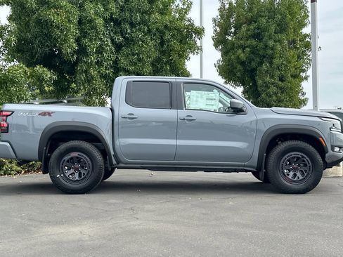 New 2025 Nissan Frontier PRO-4X w/ Interior Protection Package image 3