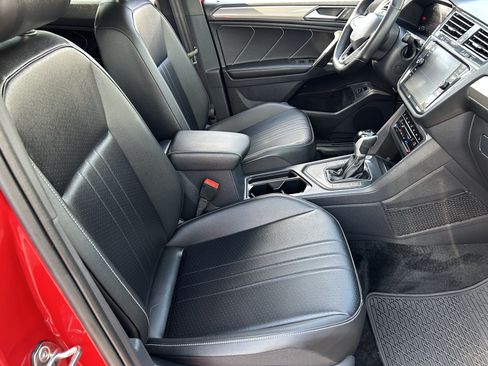 Certified 2024 Volkswagen Tiguan SE R-Line FWD image 9