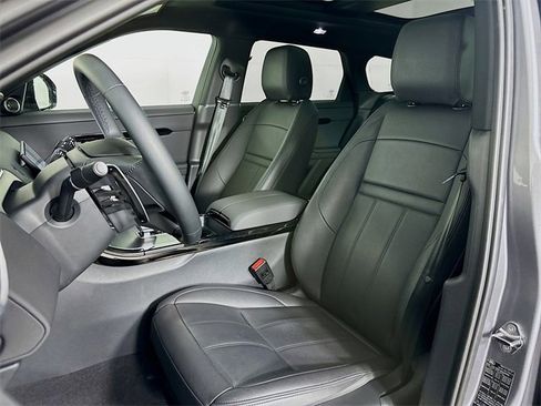 Used 2026 Land Rover Range Rover Evoque S image 22