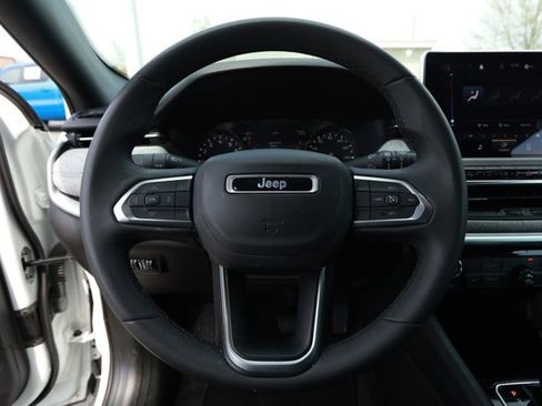 Used 2024 Jeep Compass Latitude w/ Altitude Special Edition image 11