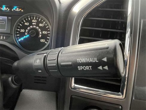 Used 2016 Ford F150 XLT w/ Equipment Group 302A Luxury image 24