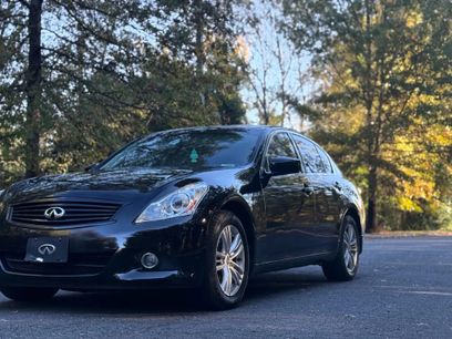Used 2015 INFINITI Q40 AWD w/ Navigation Package