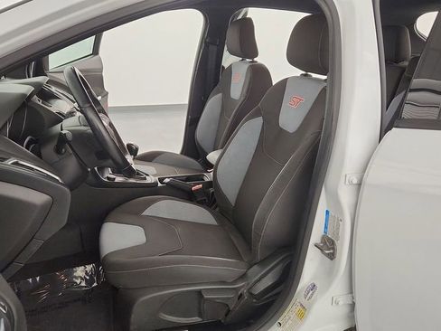 Used 2018 Ford Focus ST FWD image 14