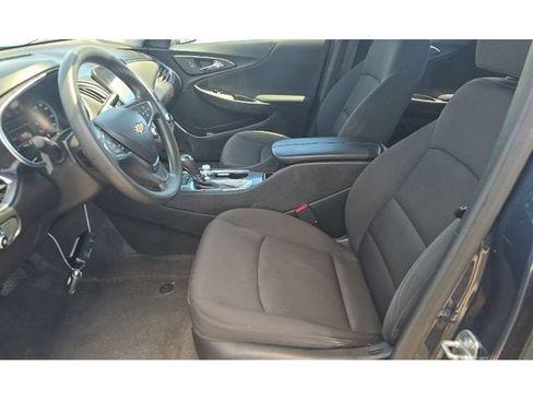 Used 2020 Chevrolet Malibu LT FWD image 4