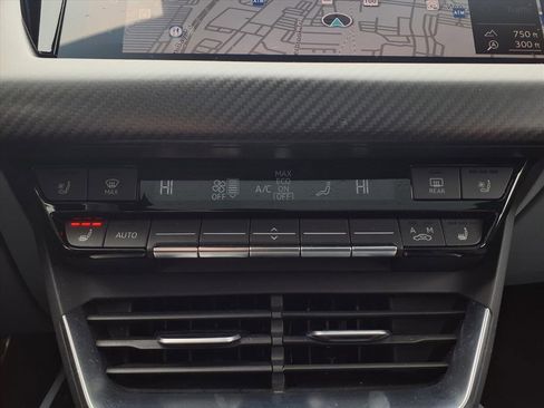 Used 2024 Audi RS e-tron GT image 19