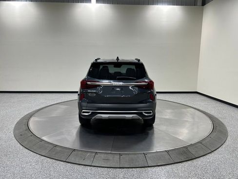 Used 2023 Kia Seltos SX w/ SX Sunroof Package AWD/4WD image 8