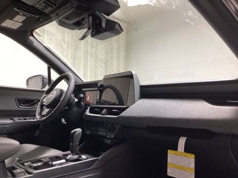 New 2026 Subaru Outback Limited image 18