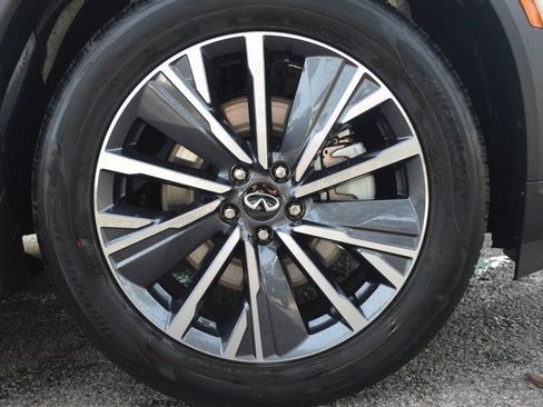 Certified 2026 INFINITI QX60 Luxe w/ Cargo Package AWD/4WD image 10