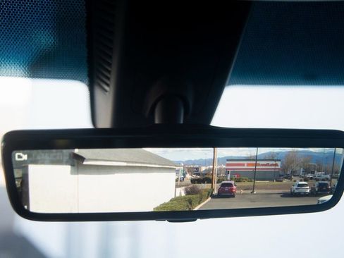 Used 2025 Mercedes-Benz Sprinter 2500 image 31