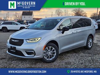 New 2026 Chrysler Pacifica Select video 1