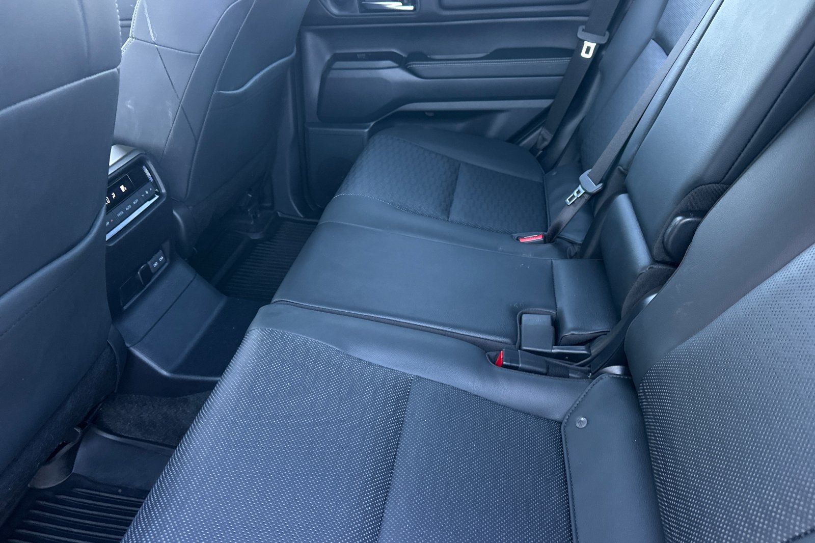 Certified 2025 Toyota Land Cruiser w/ Premium Package AWD/4WD image 12