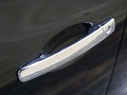 Used 2013 Nissan Rogue S w/ Special Edition Pkg image 16