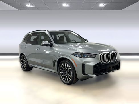 New 2026 BMW X5 xDrive50e w/ M Sport Package image 5