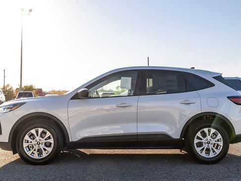 New 2025 Ford Escape Active w/ Cold Weather Package image 2