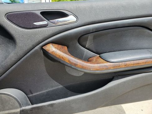 Used 2002 BMW 330Ci Convertible image 25