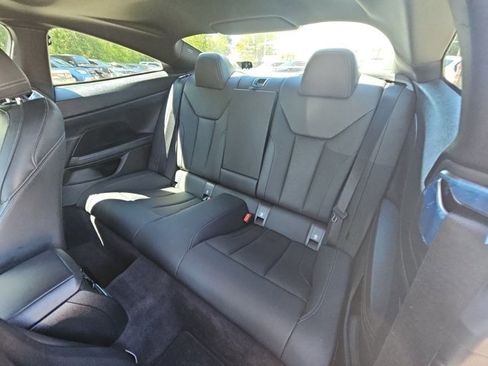 Used 2023 BMW 430i Coupe w/ M Sport Package image 17