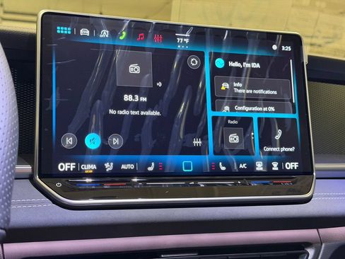 New 2026 Volkswagen Tiguan SE R-Line AWD/4WD image 16