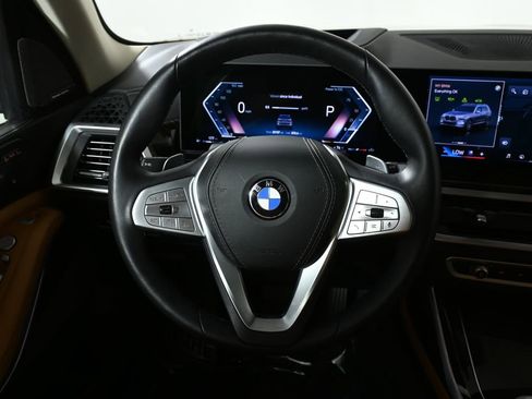Certified 2024 BMW X7 xDrive40i w/ Premium Package AWD/4WD image 18